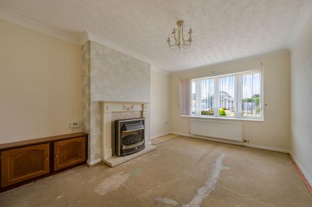 2 bedroom Semi-detached bungalow for sale in Wentworth Close, Skegness, PE25