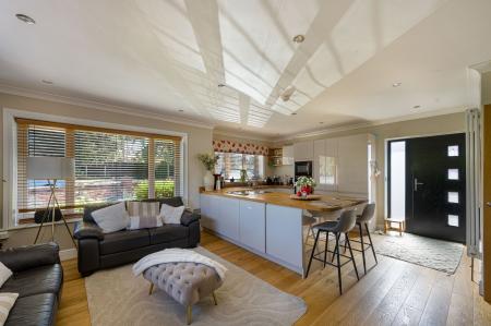 2 bedroom Detached bungalow for sale in Wainfleet Road, Burgh Le Marsh, PE24