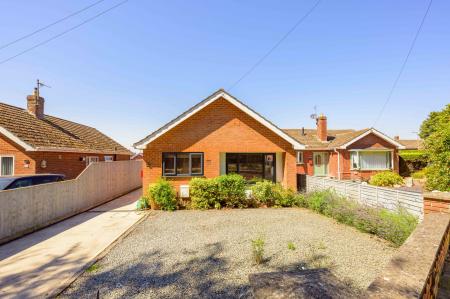 2 bedroom Detached bungalow for sale in Wainfleet Road, Burgh Le Marsh, PE24