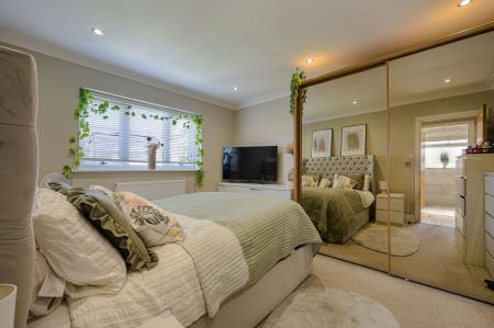 2 bedroom Detached bungalow for sale in Wainfleet Road, Burgh Le Marsh, PE24
