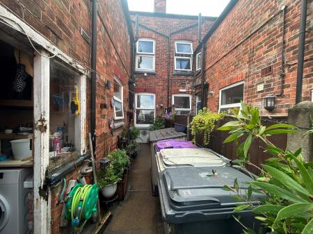 5 bedroom Terraced House for sale in Wainfleet Road, Skegness, PE25