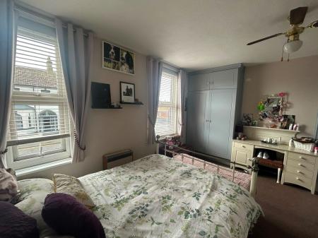 5 bedroom Terraced House for sale in Wainfleet Road, Skegness, PE25