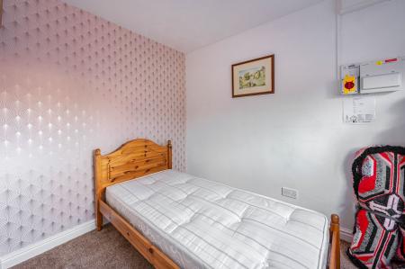 2 bedroom Semi-detached bungalow for sale in Pearl Close, Skegness, PE25