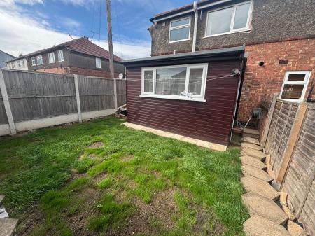 2 bedroom Semi-detached house to let in Alexandra Road, Skegness, PE25