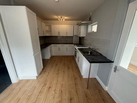 2 bedroom Semi-detached house to let in Alexandra Road, Skegness, PE25
