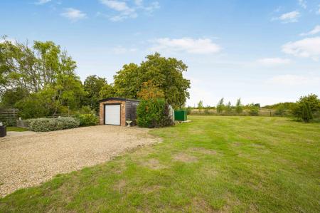 5 bedroom Detached house for sale in Croft Bank, Croft, PE24