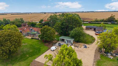 5 bedroom Detached house for sale in Croft Bank, Croft, PE24