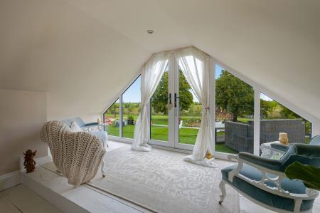 5 bedroom Detached house for sale in Croft Bank, Croft, PE24