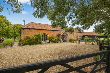 Croft Bank, Croft, PE24