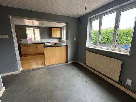 2 bedroom Semi-detached house to let in Kingsley Road, Mablethorpe, LN12