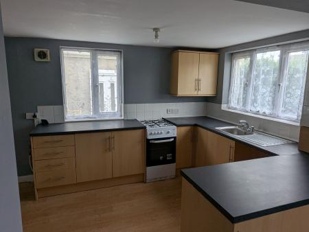 2 bedroom Semi-detached house to let in Kingsley Road, Mablethorpe, LN12