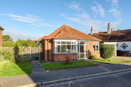 2 bedroom Detached bungalow for sale in Firbeck Avenue, Skegness, PE25