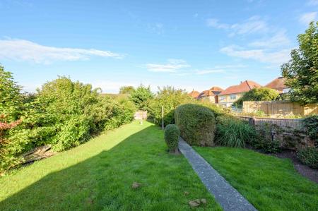 2 bedroom Detached bungalow for sale in Firbeck Avenue, Skegness, PE25