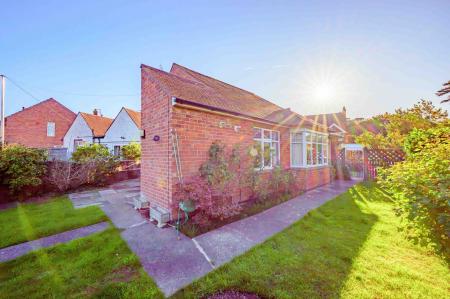 2 bedroom Detached bungalow for sale in Firbeck Avenue, Skegness, PE25