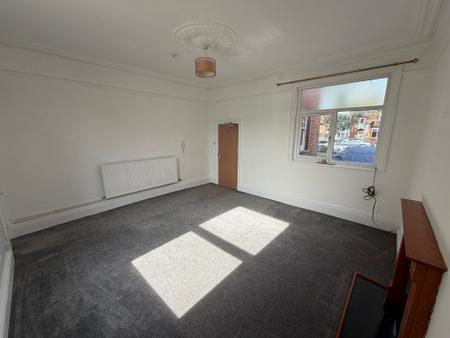 1 bedroom Flat to let in Algitha Road, Skegness, PE25