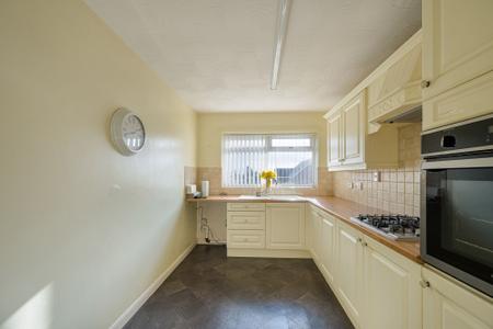 2 bedroom Bungalow for sale in Chapman Avenue, Burgh Le Marsh, PE24