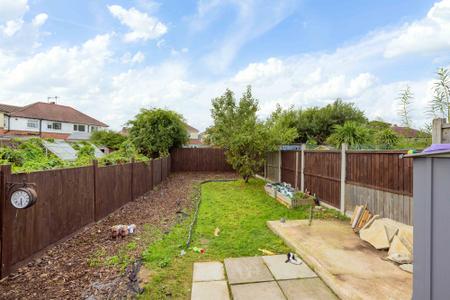 2 bedroom Semi-detached house for sale in Edward Crescent, Skegness, PE25