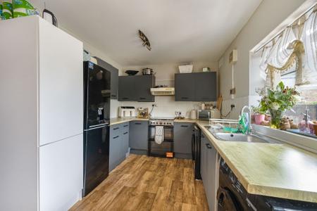 2 bedroom Semi-detached house for sale in Edward Crescent, Skegness, PE25