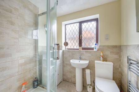 2 bedroom Detached bungalow for sale in Lime Grove, Ingoldmells, PE25