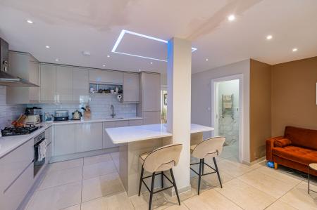 3 bedroom Semi-detached house for sale in Hoylake Drive, Skegness, PE25