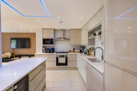 3 bedroom Semi-detached house for sale in Hoylake Drive, Skegness, PE25