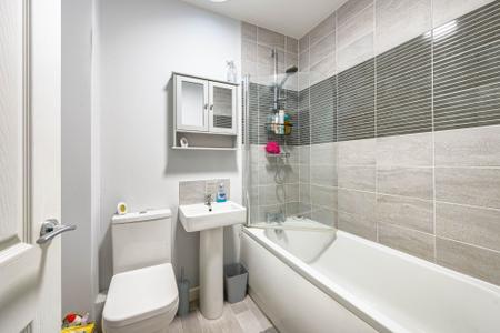 2 bedroom Terraced House for sale in Churchill Avenue, Skegness, PE25