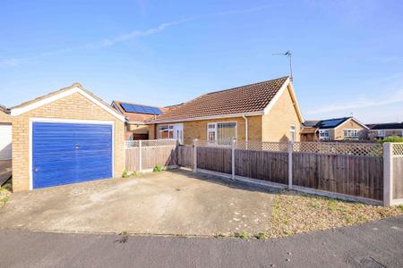 2 bedroom Detached bungalow for sale in Venables Close, Burgh Le Marsh, PE24