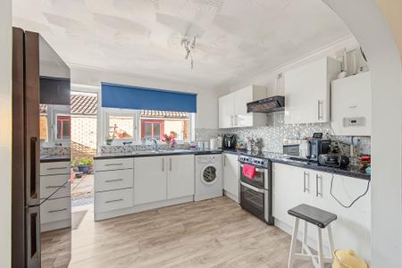 2 bedroom Detached bungalow for sale in Venables Close, Burgh Le Marsh, PE24