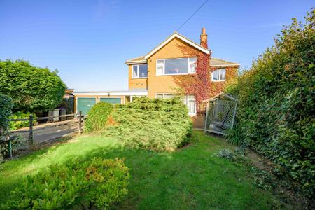 4 bedroom Detached house for sale in Everingtons Lane, Skegness, PE25