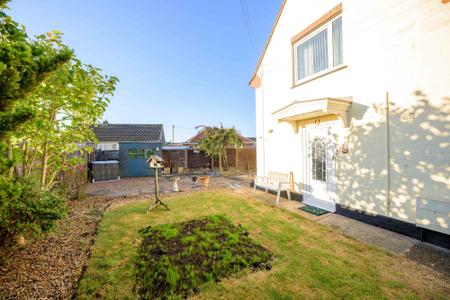 2 bedroom Semi-detached house for sale in Festival Avenue, Ingoldmells, PE25
