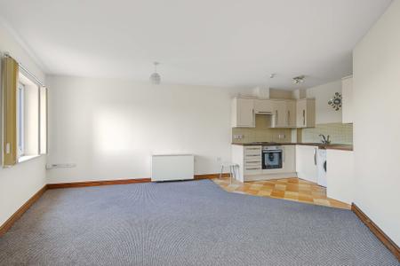 2 bedroom Flat for sale in Belton Park Road, Skegness, PE25