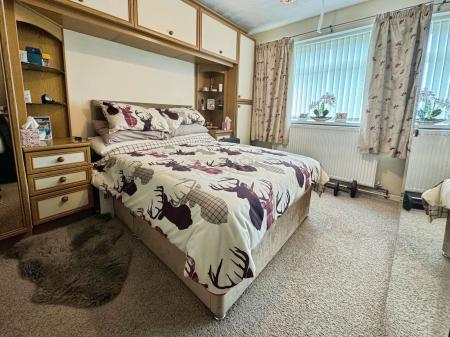 3 bedroom Detached bungalow for sale in Vicar Street, Oakengates, TF2
