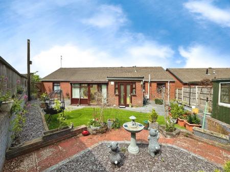 3 bedroom Detached bungalow for sale in Vicar Street, Oakengates, TF2