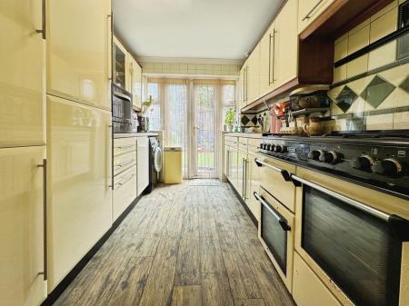 3 bedroom Detached bungalow for sale in Vicar Street, Oakengates, TF2