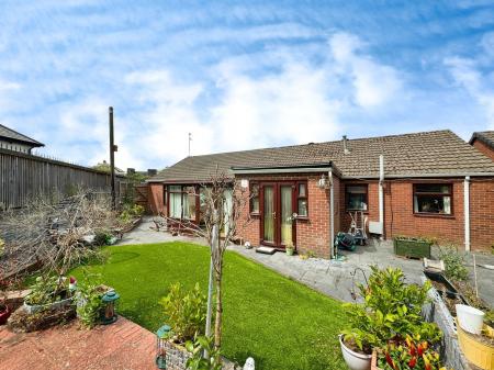 3 bedroom Detached bungalow for sale in Vicar Street, Oakengates, TF2