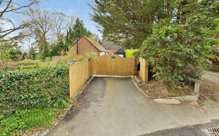 4 bedroom Detached house for sale in Forton Bank, Montford Bridge, SY4