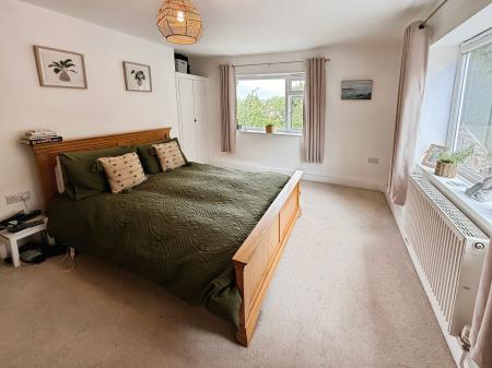 4 bedroom Detached house for sale in Forton Bank, Montford Bridge, SY4