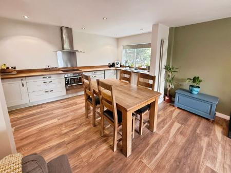 4 bedroom Detached house for sale in Forton Bank, Montford Bridge, SY4