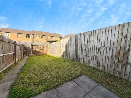 2 bedroom Terraced House for sale in Ferridays Fields, Woodside, TF7