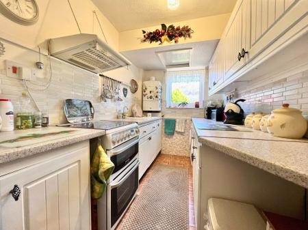 2 bedroom Ground floor flat for sale in Majestic Way, Telford, TF4