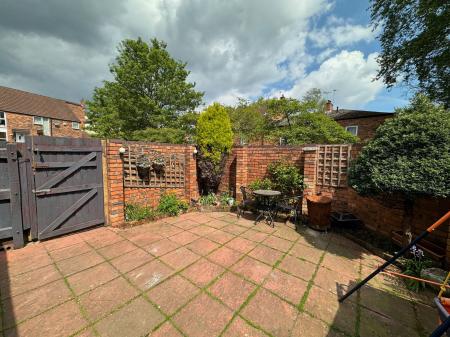 2 bedroom Ground floor flat for sale in Majestic Way, Telford, TF4