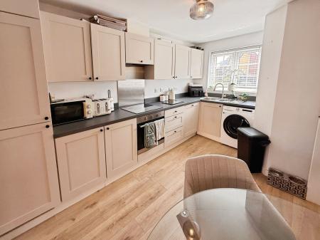 3 bedroom Semi-detached house for sale in Kiln Close, Telford, TF4