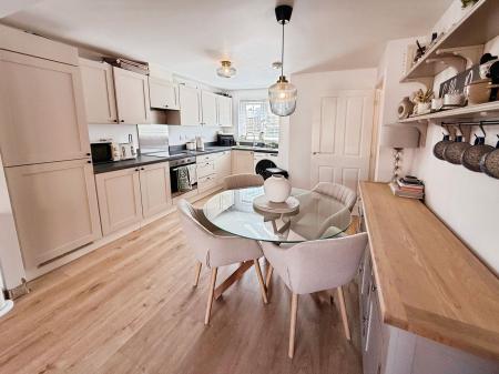 3 bedroom Semi-detached house for sale in Kiln Close, Telford, TF4