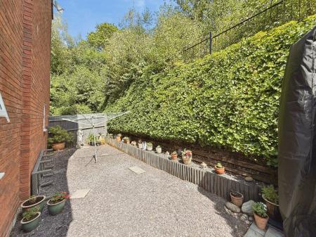 4 bedroom Detached house for sale in The Dingle, Doseley, TF4