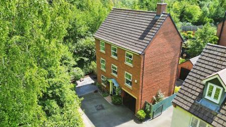 4 bedroom Detached house for sale in The Dingle, Doseley, TF4