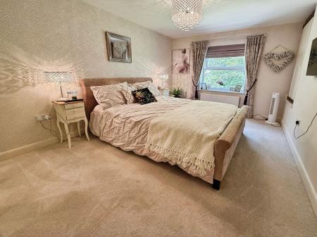 4 bedroom Detached house for sale in The Dingle, Doseley, TF4