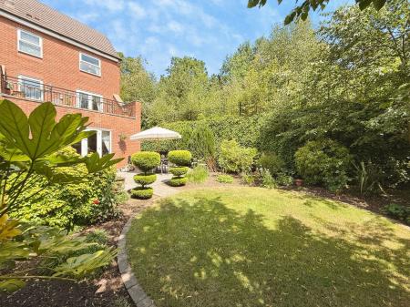 4 bedroom Detached house for sale in The Dingle, Doseley, TF4