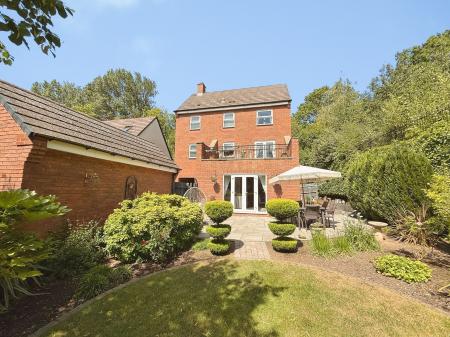 4 bedroom Detached house for sale in The Dingle, Doseley, TF4