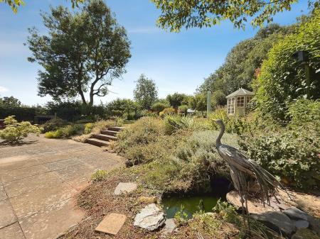 4 bedroom Character Property for sale in Majestic Way, Telford, TF4