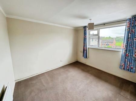 2 bedroom Flat for sale in Queen Street, Madeley, TF7